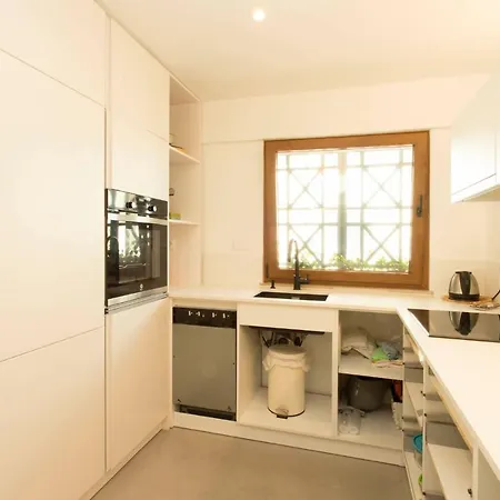 Modern Terrace 5min Center Lisbon Close To B *